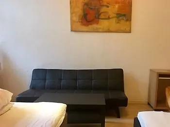 Guesthouse21 3*