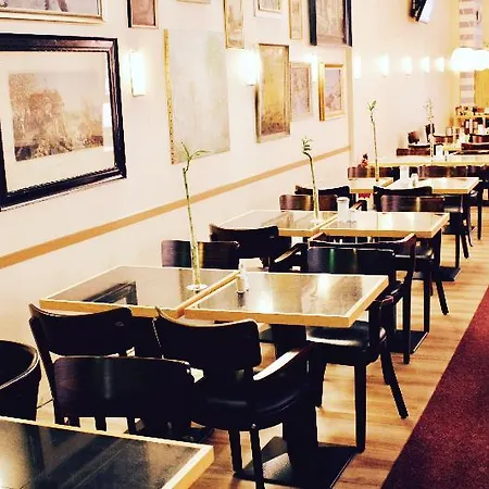 Hotel Sachsenhof 3*