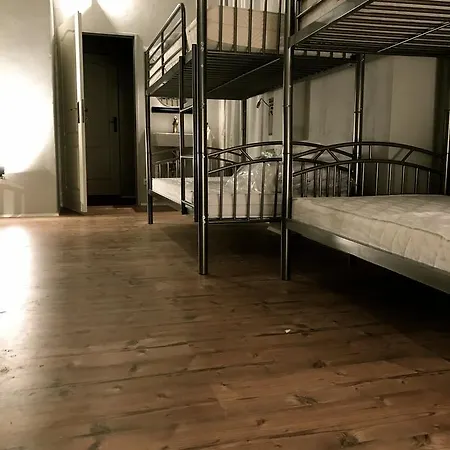 אכסניה Minihostel 12monkeys Kudamm *