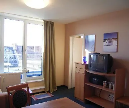 Hotel H+ 4youth 3*