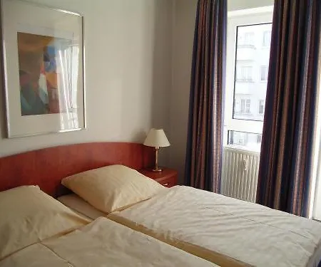 Hotel H+ 4youth 3*