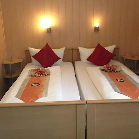 Bolsche 126 Hotel