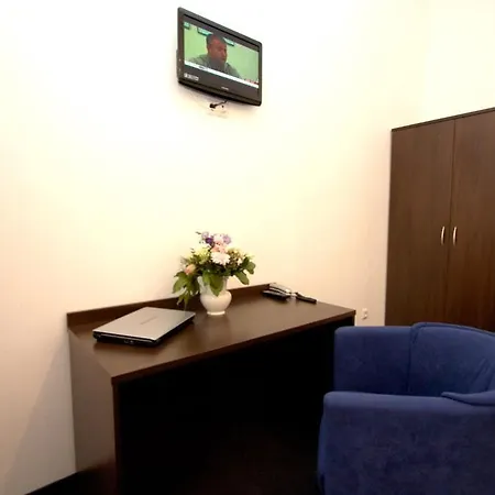 Hotel Arta Lenz 3*