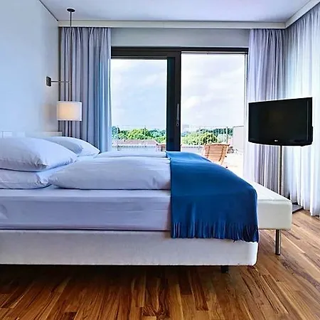 Pestana Tiergarten Hotel 4*