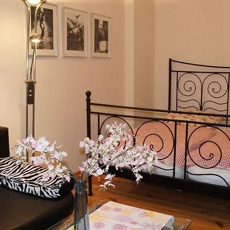 Hotel Apartments Emdener Strasse *