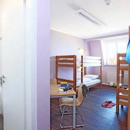 Industriepalast Hostel *
