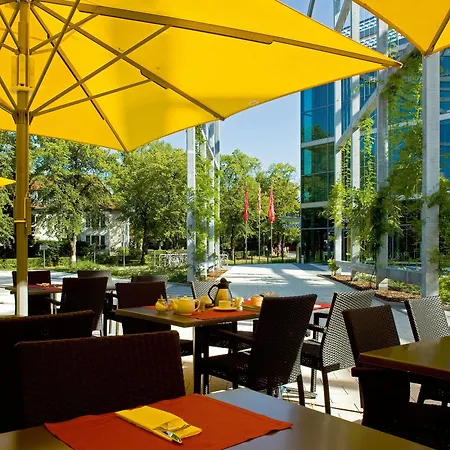 Seminaris Campushotel Hotel 4*