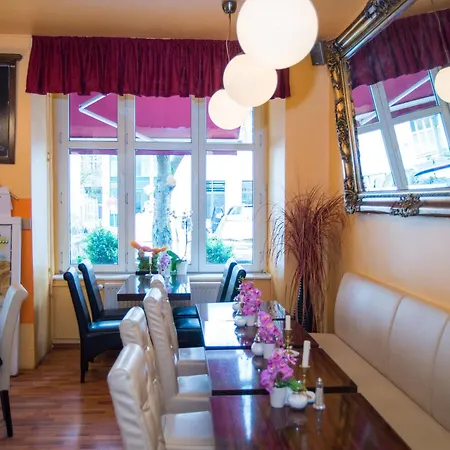 City Guesthouse Pension Berlin בית הארחה 2*