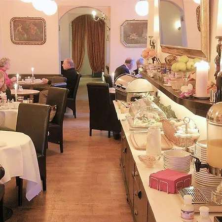 City Guesthouse Pension Berlin 2* ברלין