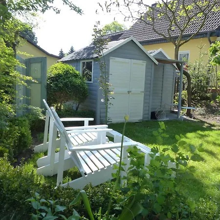 Holiday home Feine Laube