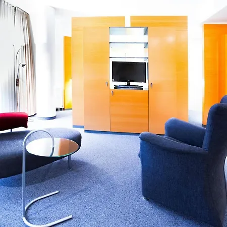 Hotel Ostbahnhof Berlino
