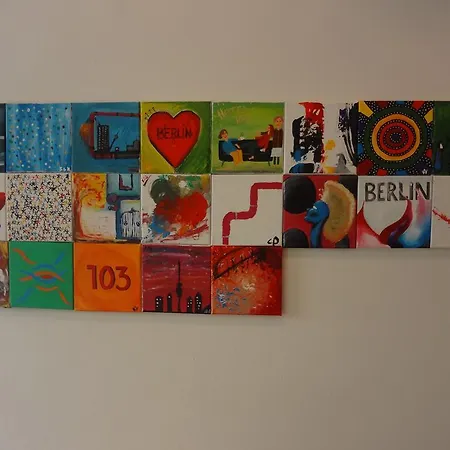 103 Otel 2*