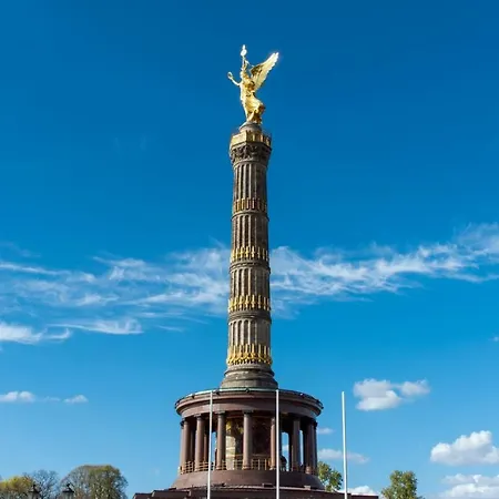 33 Abcd Alexanderplatz * Berlin