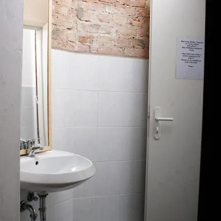 Hostal Sleep Cheap
