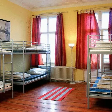 Hostal Sleep Cheap *