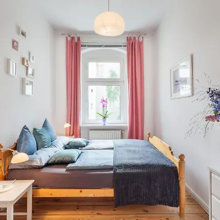 Wilhelmshavener 3br In Downdown Moabit Appartement *