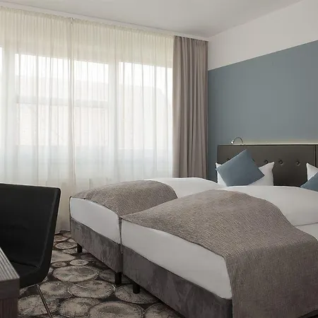 Victor's Residenz-hotel Tegel 3*
