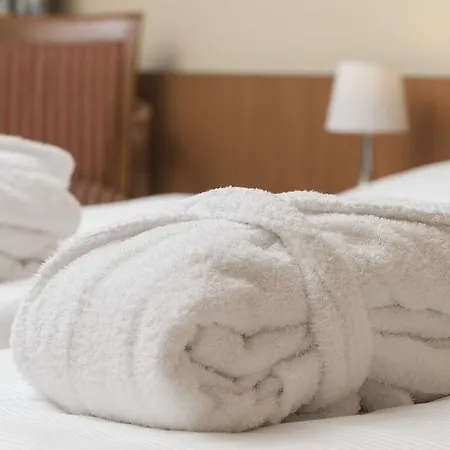 Good Morning + East Hotel Berlin
