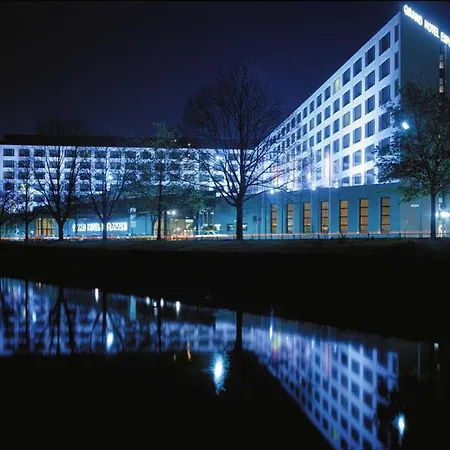 Sheraton Grand Esplanade 5* Berlim