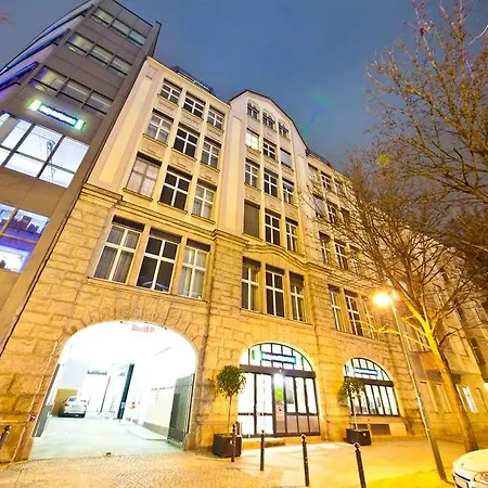 Garner - Charlottenburg, An Ihg