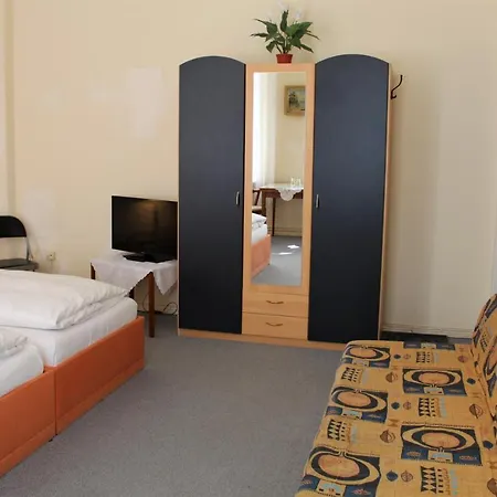 Brinn Гостевой дом 3*
