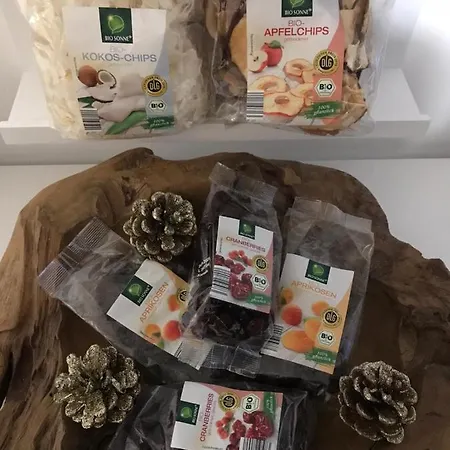 New Mitte Free Snack Hot Tea And Coffee * Berlino