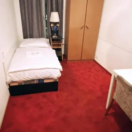 Maerkischer Hof Hotel 3*