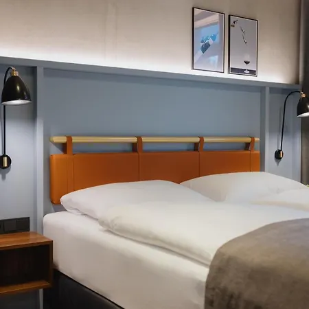 Apart Otel Downtown Mitte-wedding 4*