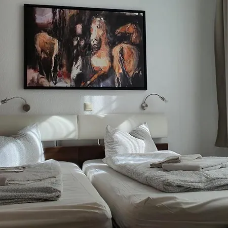 Bornholmer Hof Im Prenzlauer Berg 3* Berlín