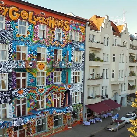 Happy Go Lucky + Hostel Berlin