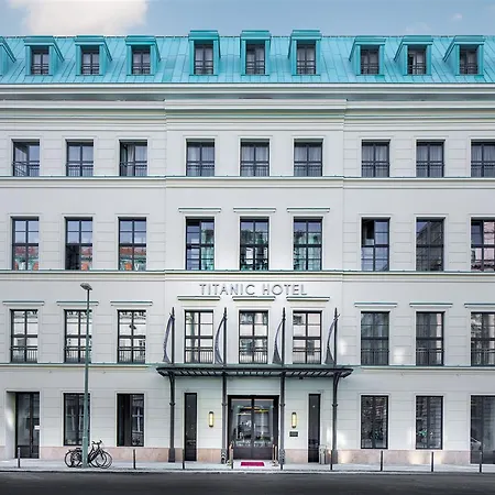 Hotel Titanic Gendarmenmarkt 5*