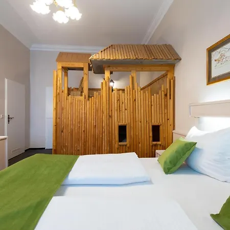Otel W22 Am Kurfuerstendamm 3*