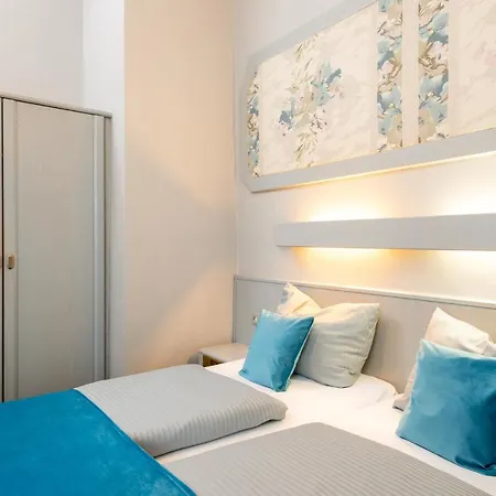 W22 Am Kurfuerstendamm Otel