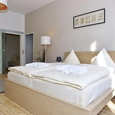Bearlincity - Center West Apartment