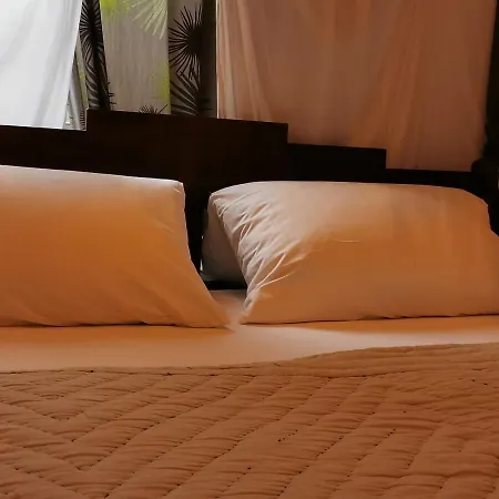 Hostel Lekkerurlaub