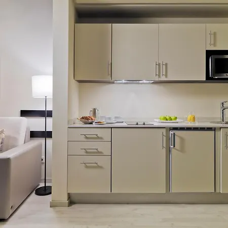 H10 Ku'damm Lofts شقة فندقية 4*