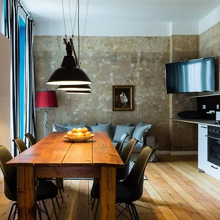 Brilliant Apartman