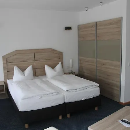 Guest house Lindenstrasse Neuenhagen bei Berlin