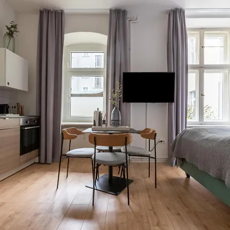 Apartment Kaiser-friedrich-straße *