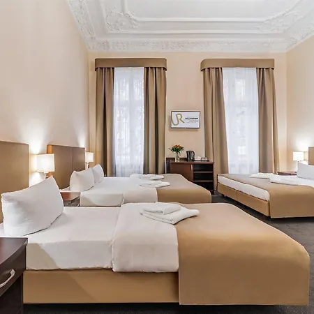 Hotel Upper Kurfuerstendamm 3*