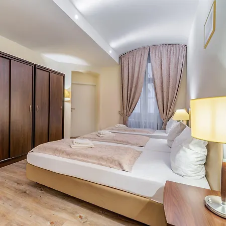 Upper Kurfuerstendamm Hotel 3*