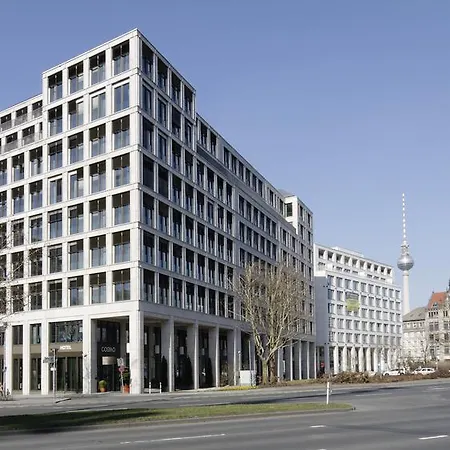 Cosmo Mitte 4*
