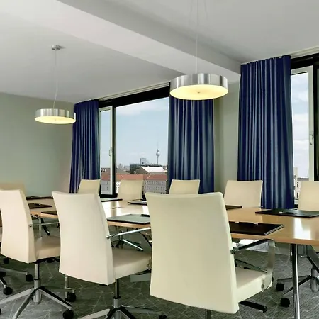 Sheraton Grand Esplanade Hotel 5*