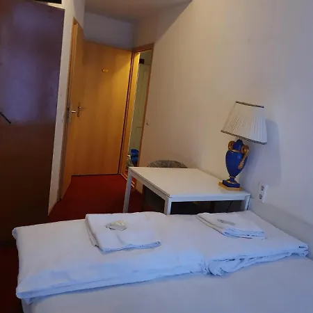 Maerkischer Hof Hotel Berlin