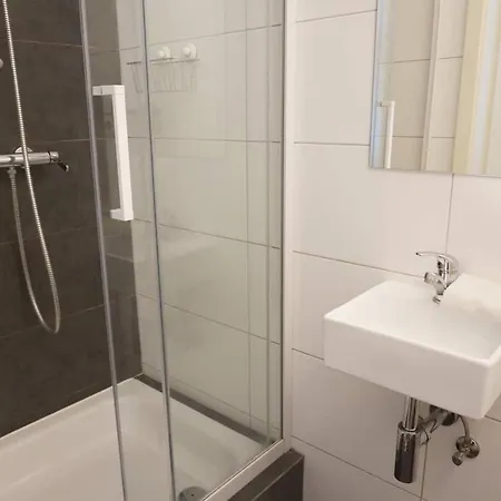 2 Bedroom Flat For Families & Calm Guests * 베를린