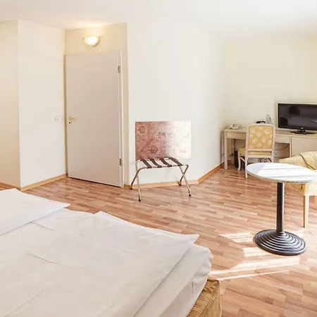 Am Schloss Koepenick By Golden Tulip Hotel Berlin