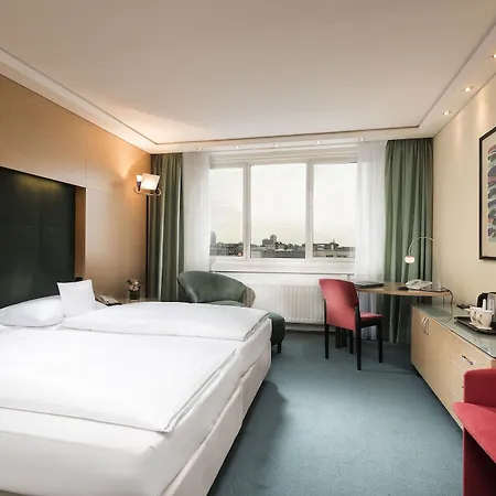 Maritim Proarte 4* Berlin
