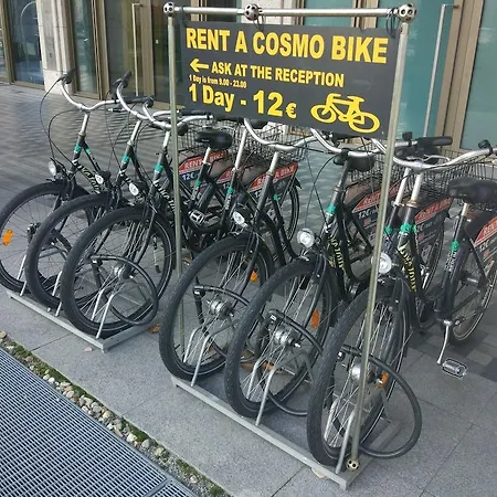 Cosmo Mitte