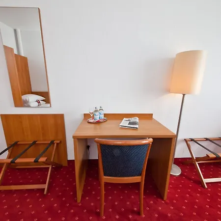 Novum Aldea Centrum 3*