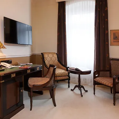 Hotel Myer's 4*